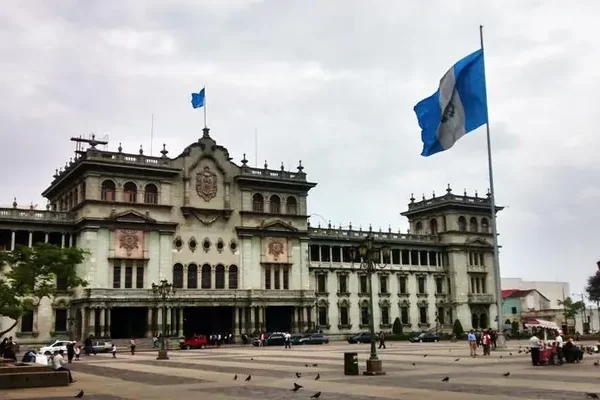 parque-central-de-ciudad-de-guatemala